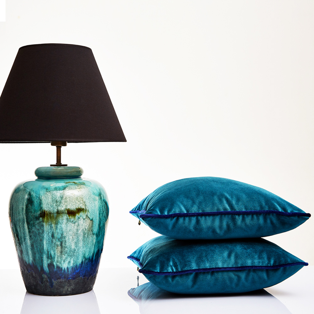 Picture of Straight Turquoise Velvet Pillow
