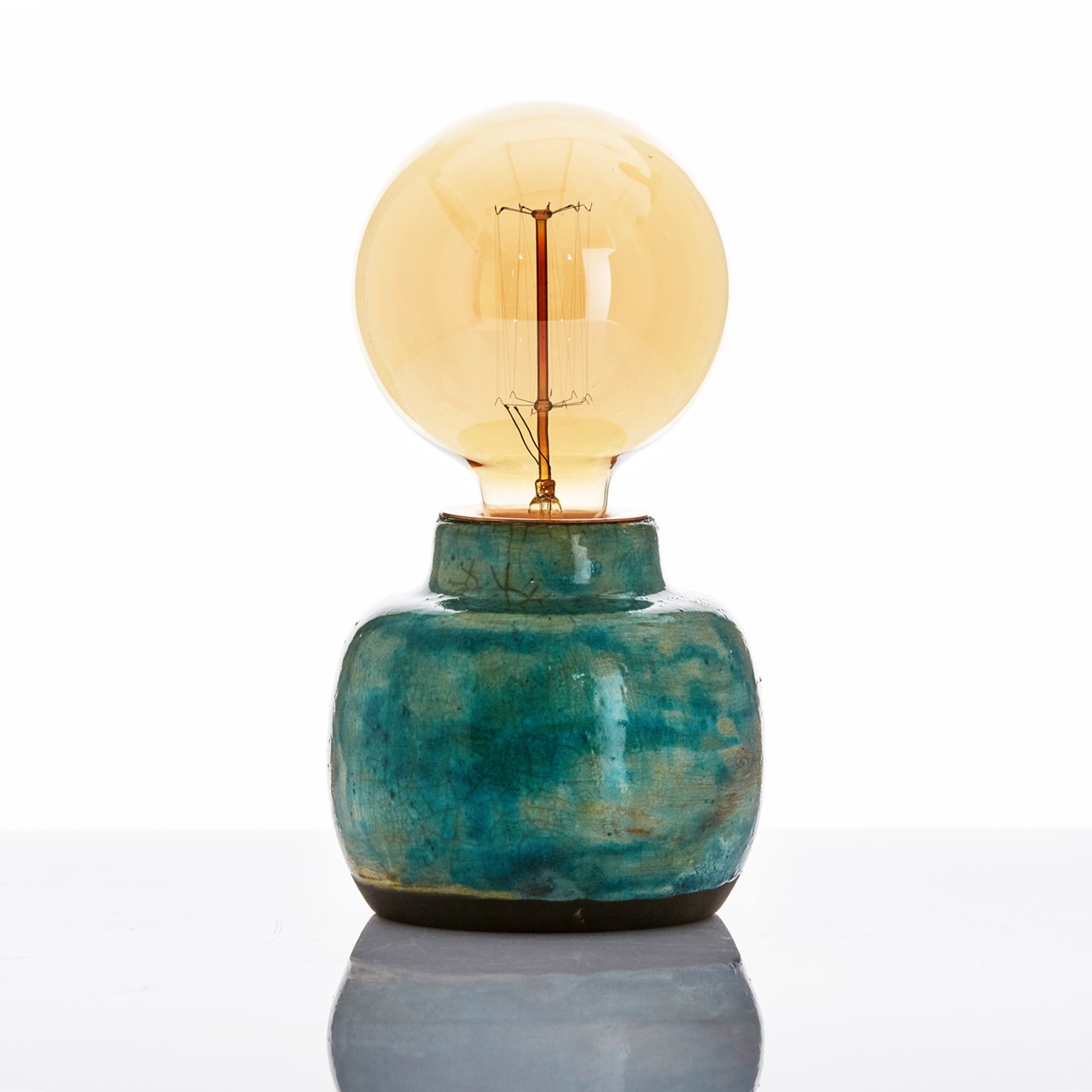 Picture of Terra Ceramic Lamp