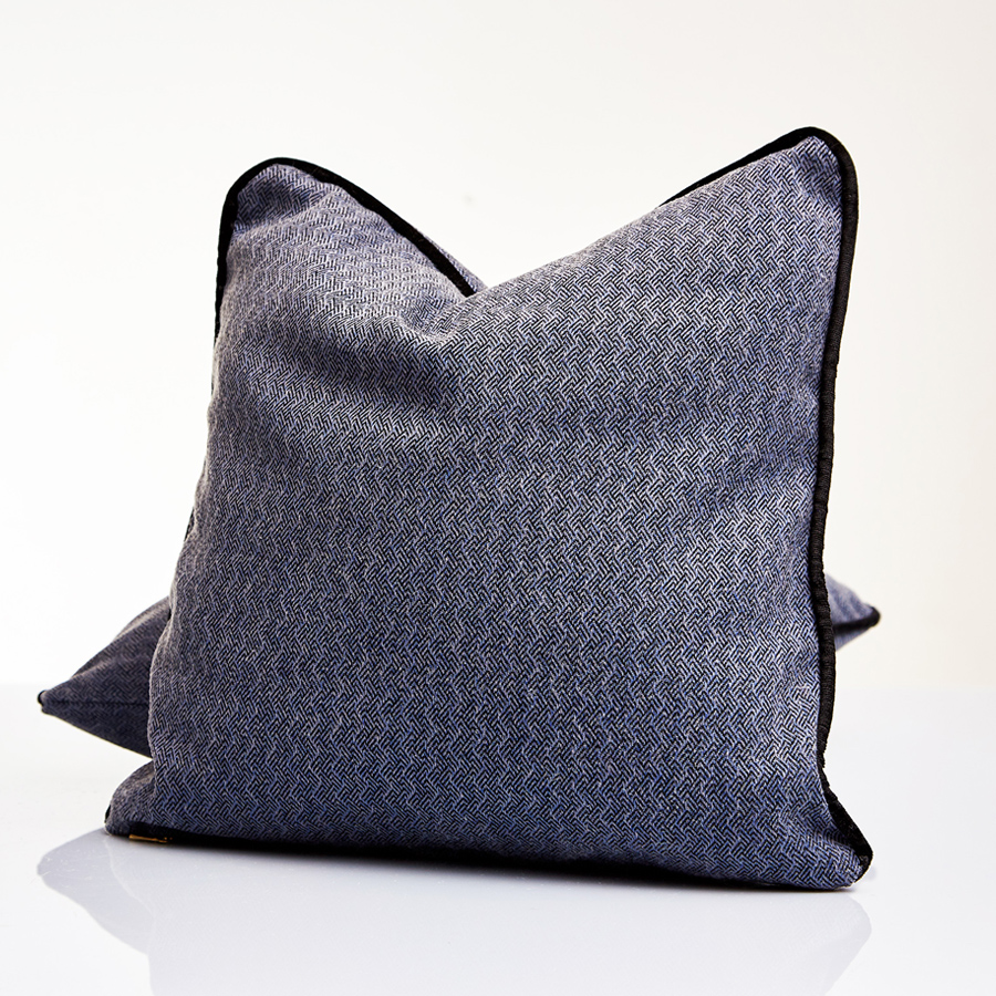 Picture of Straight Pillow Set (2)