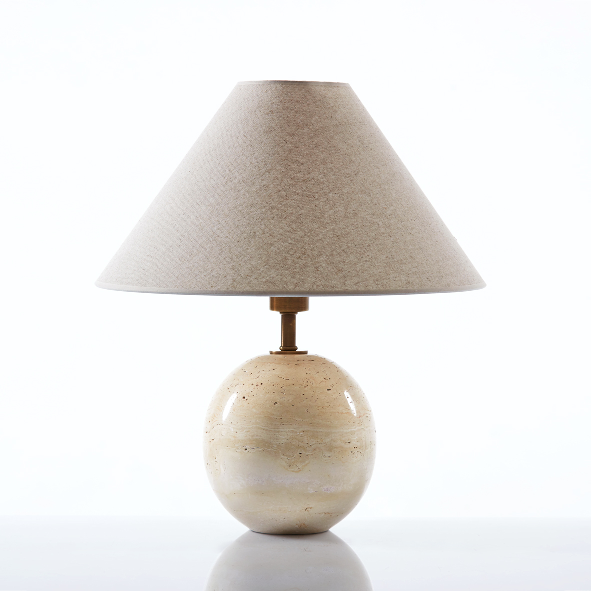 round-beige-table-lamp